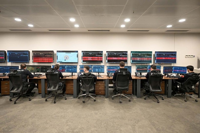 Hayat kurtaran 'elektronik kelepçe' izleme merkezi... Sistem nasıl çalışıyor? İşte tüm detaylar - Resim: 10
