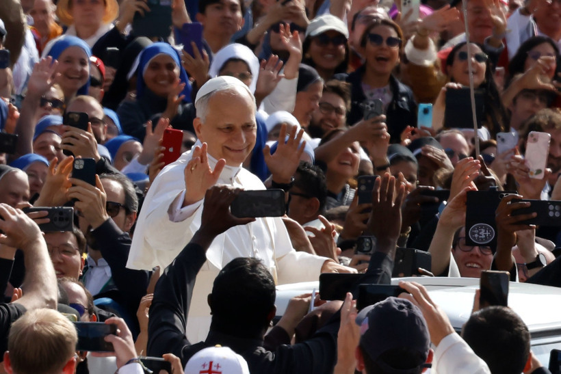 Vatikan'da Papa 14. Leo için göreve başlama töreni düzenlendi - Resim : 2