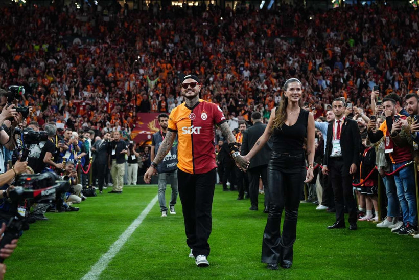 Galatasaray, şampiyonluk kupasını RAMS Park'ta kaldırdı; Muslera omuzlarda veda etti - Resim: 42