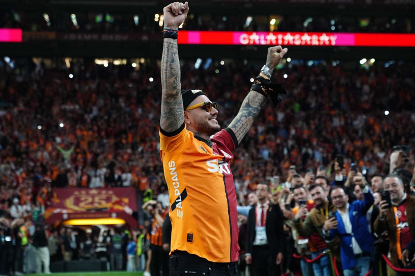 Galatasaray, şampiyonluk kupasını RAMS Park'ta kaldırdı; Muslera omuzlarda veda etti - Resim: 46