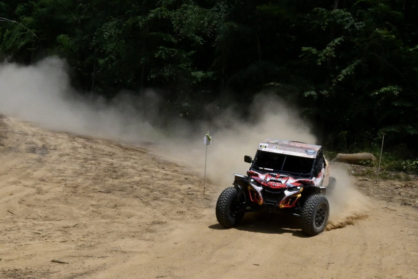 TOSFED Offroad Şampiyonası Düzce’de Devam Ediyor: 18 Araç Zorlu Etapta Yarıştı - Resim : 4