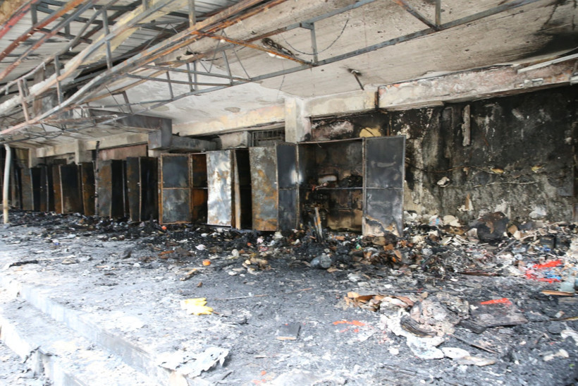 Hatay'da çıkan yangında 10 iş yeri zarar gördü - Resim : 2