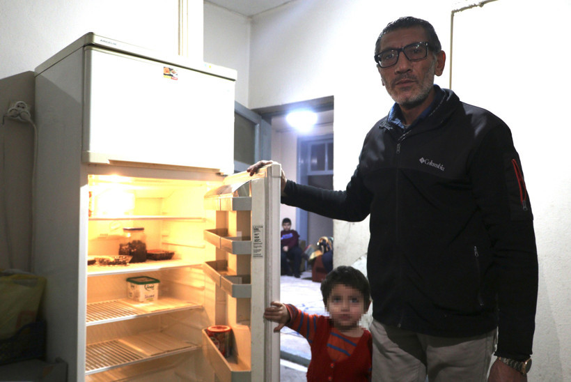 Eşi evi terk eden baba, 6 çocuğuyla baş başa kaldı - Resim : 3