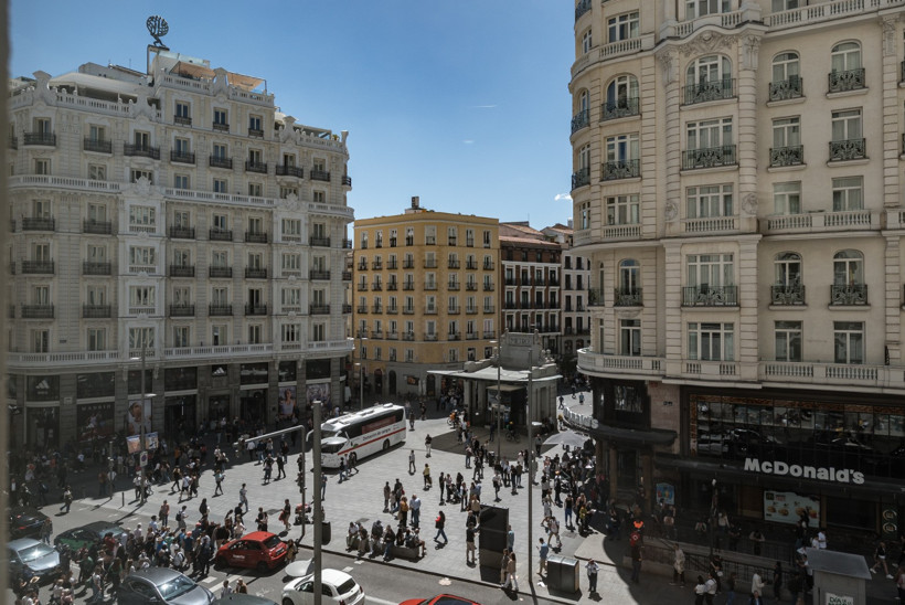 İspanya ve Portekiz'de milyonlarca kişiyi etkileyen geniş çaplı elektrik kesintileri yaşanıyor - Resim : 3