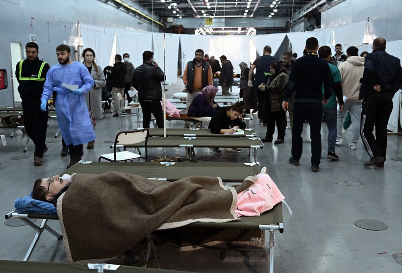 'Asrın felaketi'nin ikinci yılı... Yitirdiğimiz canlarımızı saygıyla anıyoruz - Resim : 15