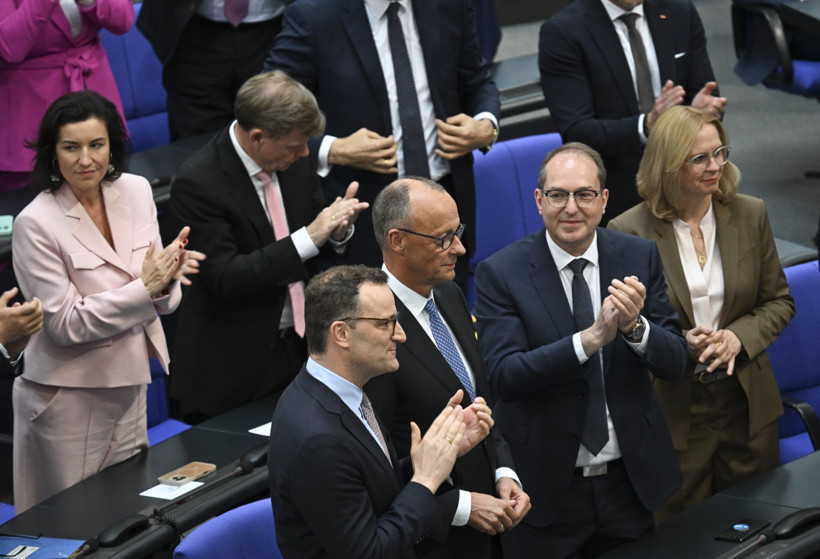 Almanya'da Hristiyan Demokrat Parti Genel Başkanı Friedrich Merz başbakan seçildi - Resim : 2