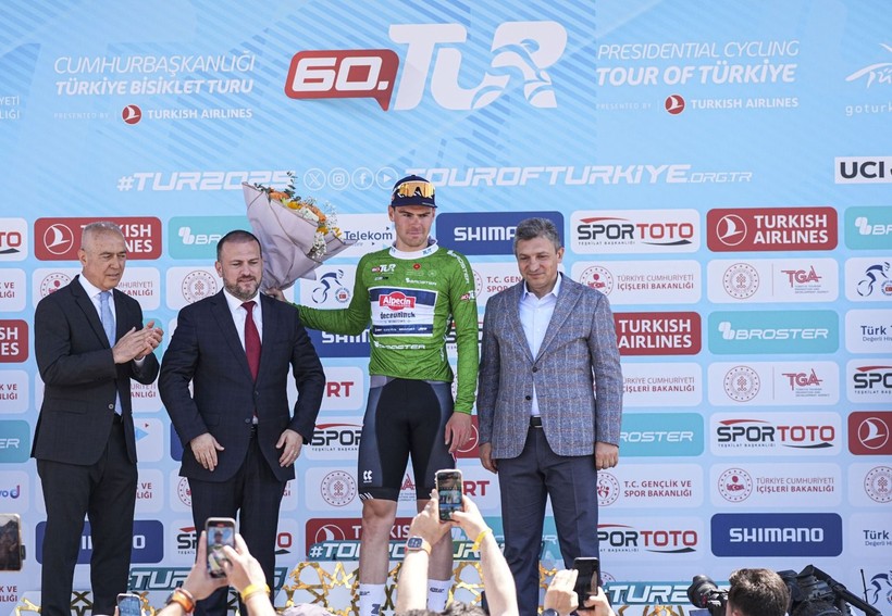 60. Cumhurbaşkanlığı Türkiye Bisiklet Turu: İlk etapta Alpecin-Deceuninck takımından Simon Dehairs birinci oldu - Resim: 4