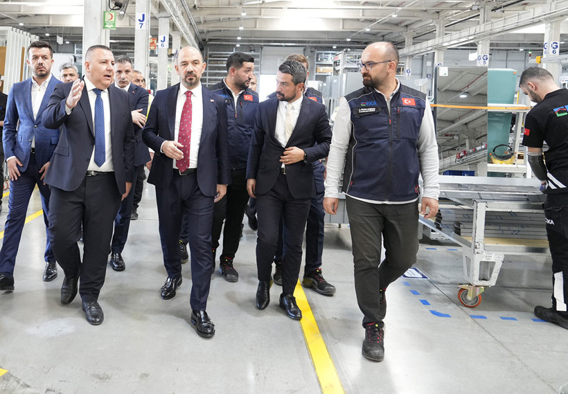 Yıllık 5 bin üretim kapasitesine sahip Emlak Konut Asansör, Afrika'ya ilk ihracatını gerçekleştirdi. - Resim : 2