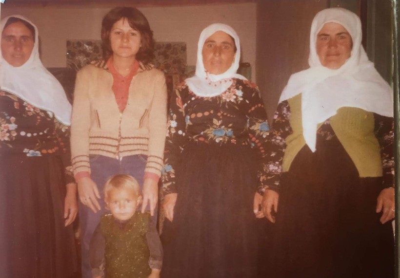Emine öğretmen, korkarak gelip ağlayarak ayrıldığı köye 49 yıl sonra geri döndü - Resim: 3