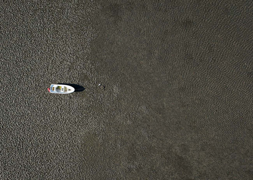 İzmir'de deniz çekilmesinin depremlerle ilgisi var mı? Prof. Dr. Doğan Yaşar'dan açıklama geldi - Resim : 3