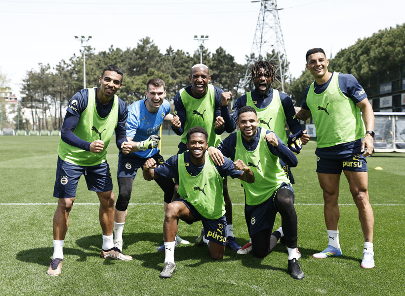 Fenerbahçe, Kayserispor maçının hazırlıklarını sürdürdü - Resim : 1