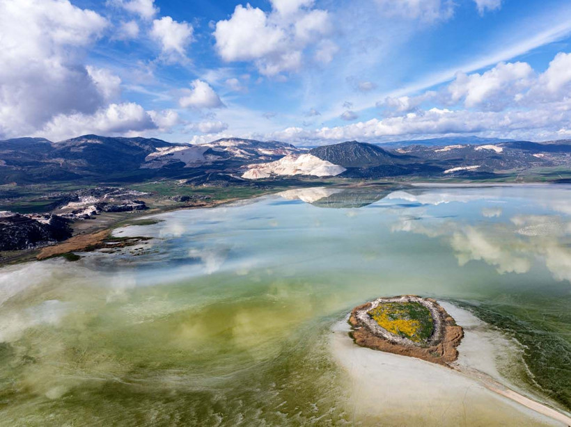 Göller Yöresi'ndeki 'Yarışlı Gölü' tablo gibi manzarasıyla hayran bırakıyor - Resim: 5