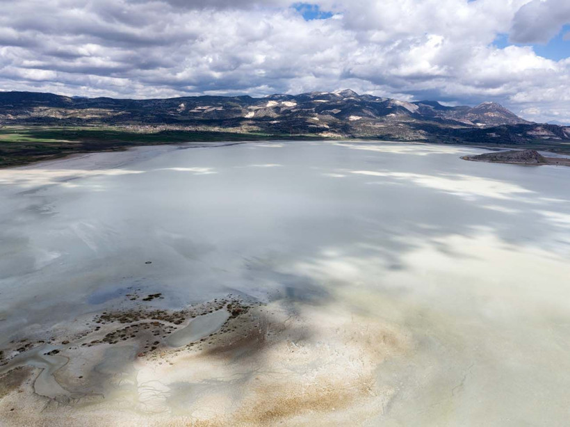 Göller Yöresi'ndeki 'Yarışlı Gölü' tablo gibi manzarasıyla hayran bırakıyor - Resim: 9
