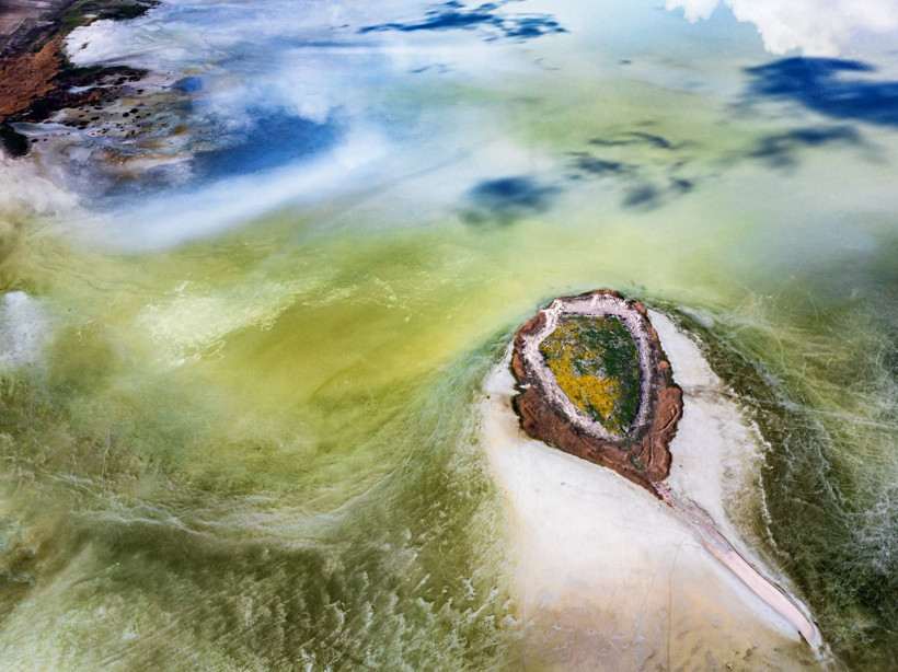 Göller Yöresi'ndeki 'Yarışlı Gölü' tablo gibi manzarasıyla hayran bırakıyor - Resim: 1