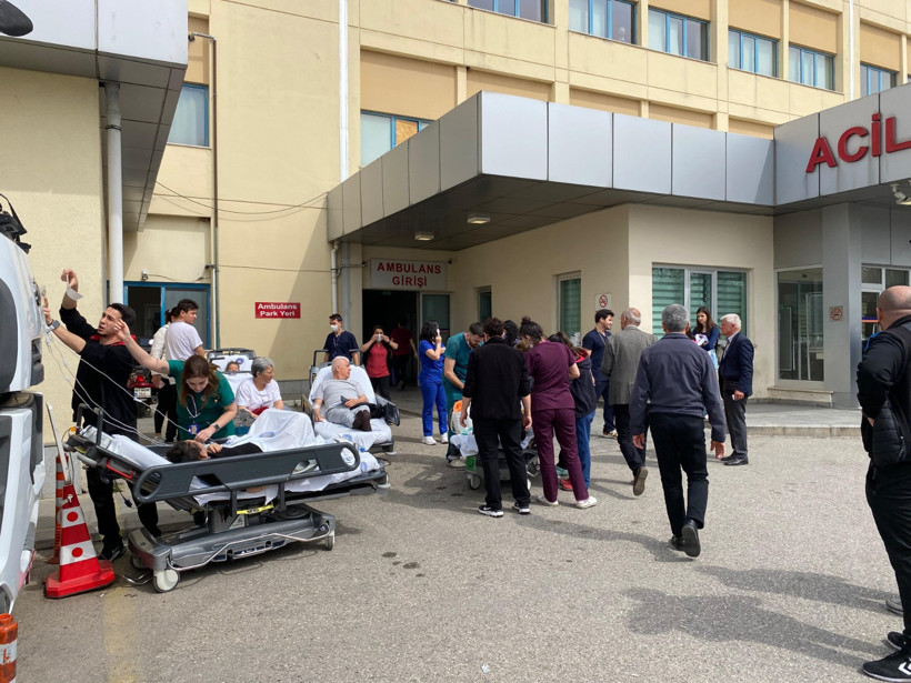 Antalya’da hastanede yangın; hastalar tahliye edildi - Resim : 1