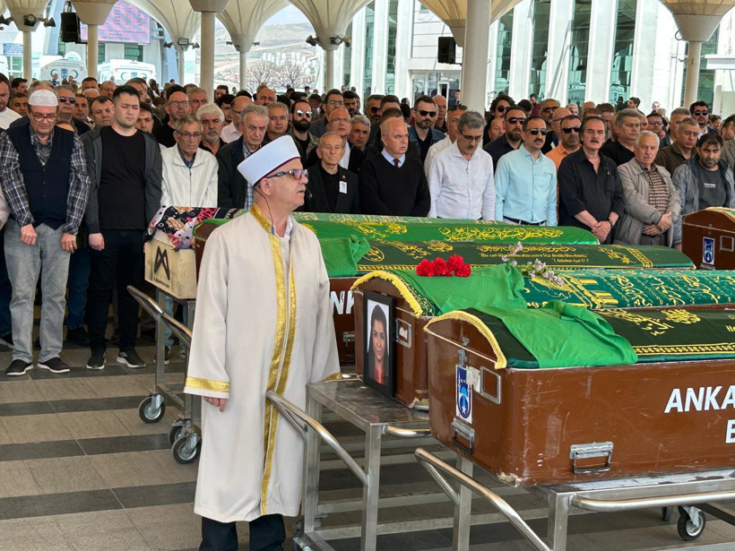 Oyuncu Leyla Okay, son yolculuğuna uğurlandı - Resim : 1