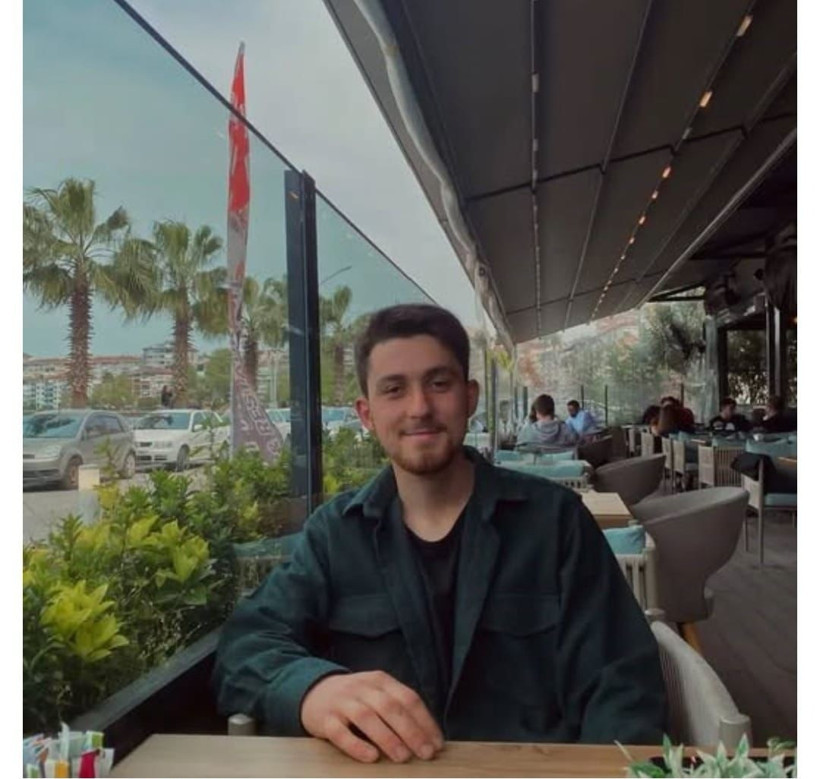 Tersanede demir bloklar arasında sıkışan işçi hayatını kaybetti - Resim : 1